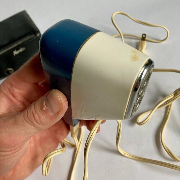 Vintage Norelco Speedrazor in Case w/Papers Electric Razor Speedshaver Shaver - Picture 5 of 9